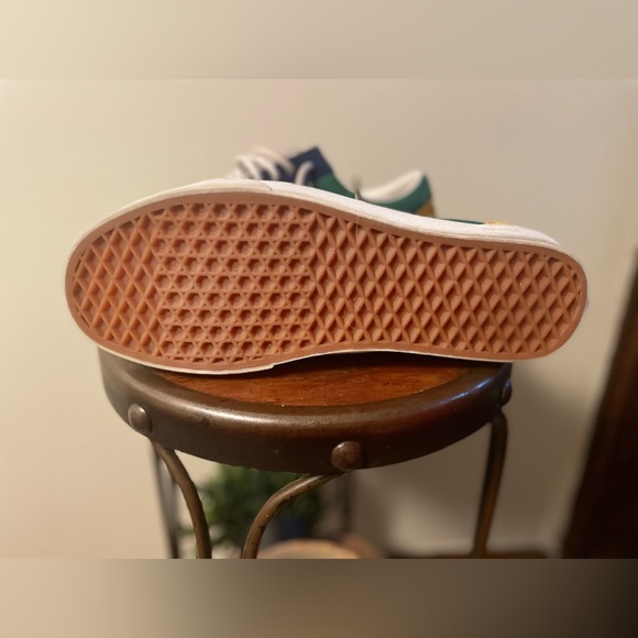 VANS Old Skool Yacht Club 2018 Size 10.5 Men’s And 12 Women’s - Picture 3 of 5